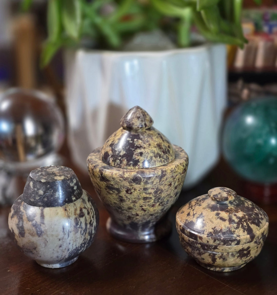 Soapstone Resin Jars